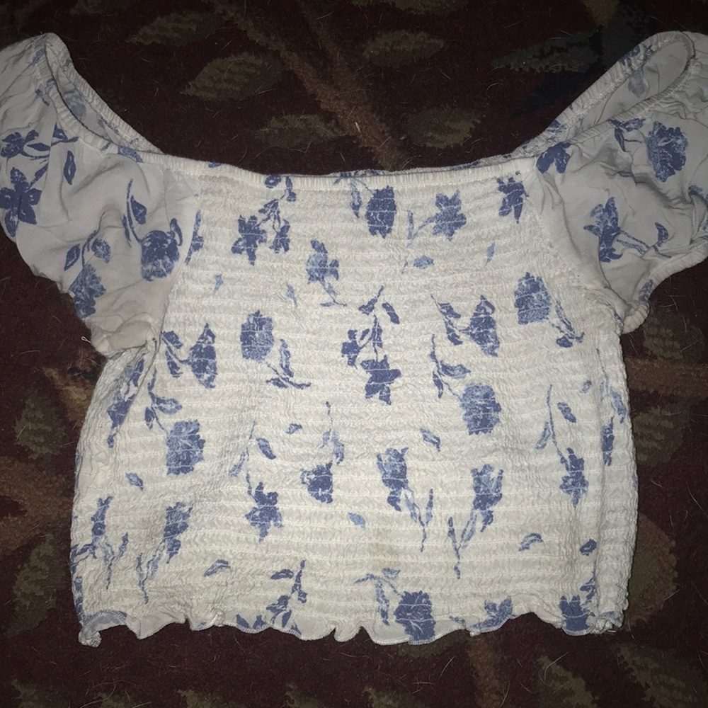 Stretchy crop top